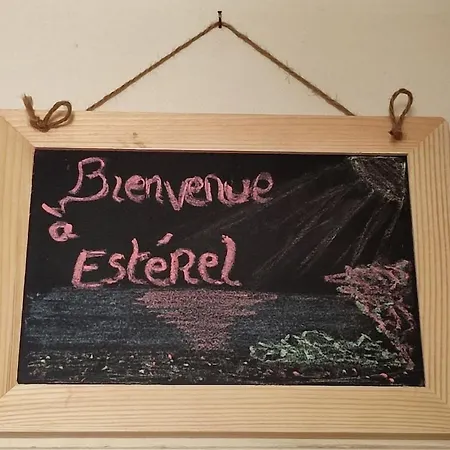 Vue Et Estérel Au Petit Paradis-terrasse 16 M2-cap Estérel-saint Raphaël