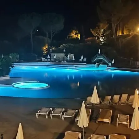 Vue Et Estérel Au Petit Paradis-terrasse 16 M2-cap Estérel-saint Raphaël *