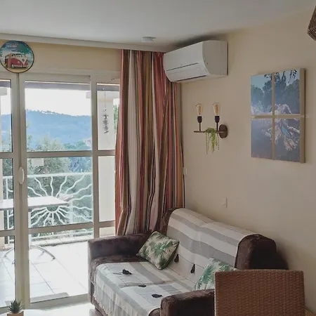 Vue Et Estérel Au Petit Paradis-terrasse 16 M2-cap Estérel-saint Raphaël Saint-Raphaël
